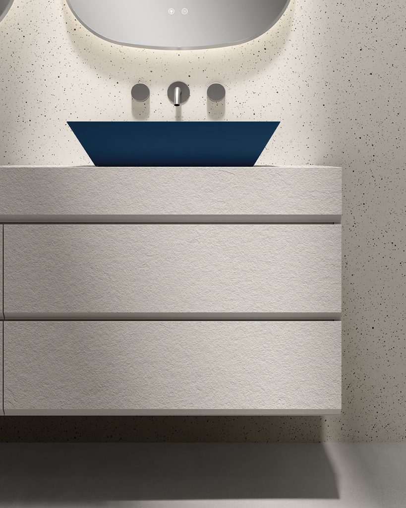 grand meuble de salle de bain